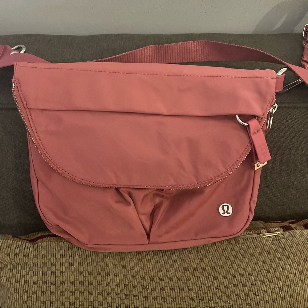 Lululemon Festival Bag